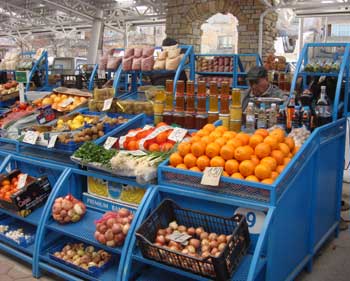 fruit and veg market Kardzhali town centre